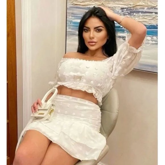 White Short Sleeve Off Shoulder Crop Top and High Waist Mini Skirt Two Piece Set - Picture 7 of 16